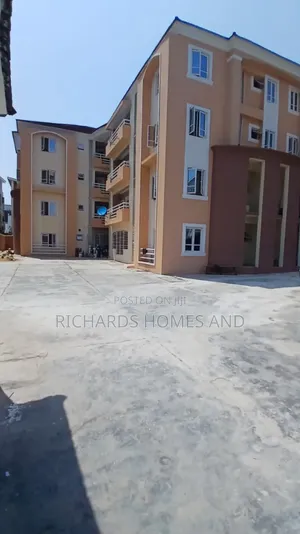 3bdrm Apartment in Victoria Island Extension for rent