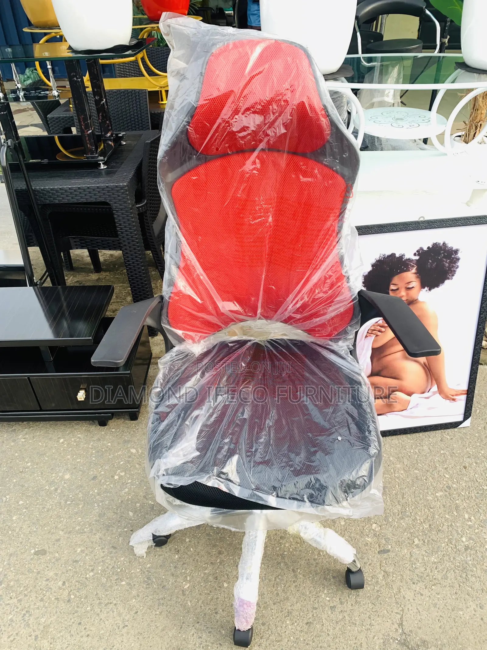 Swivel Chair (Red)