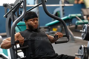 Chest Press Machine
