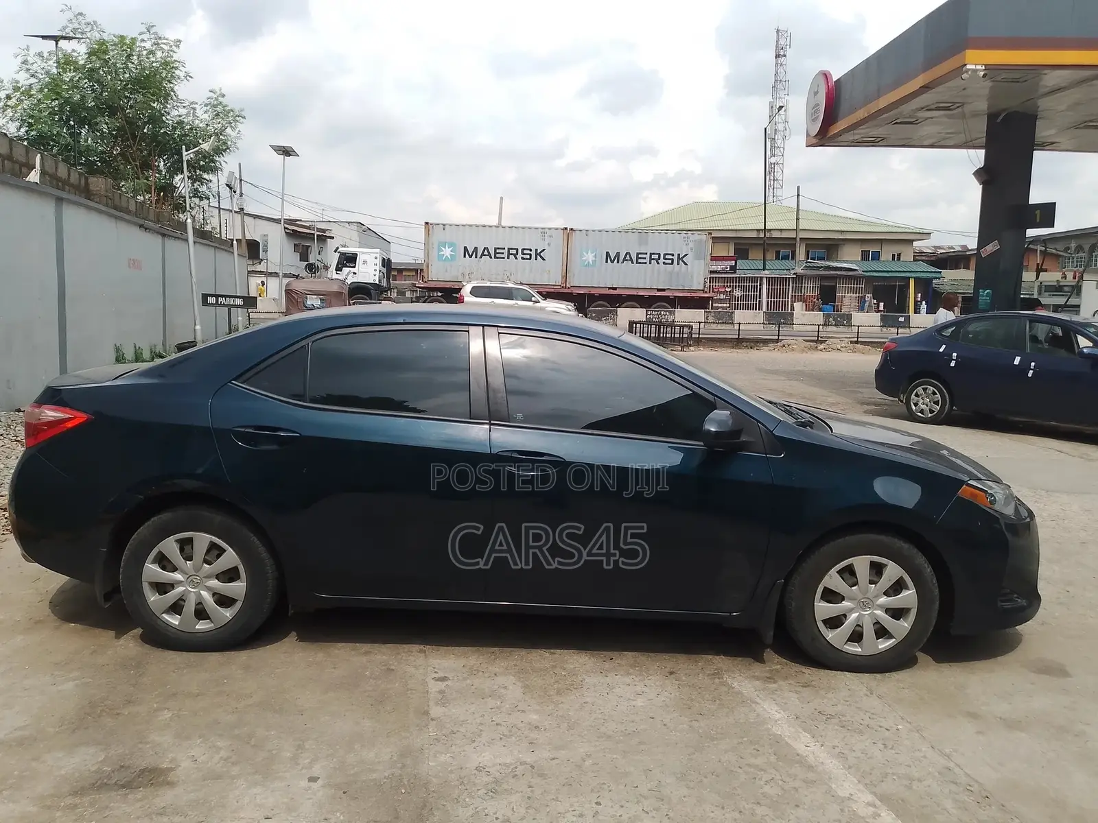 Toyota Corolla 2017 Blue
