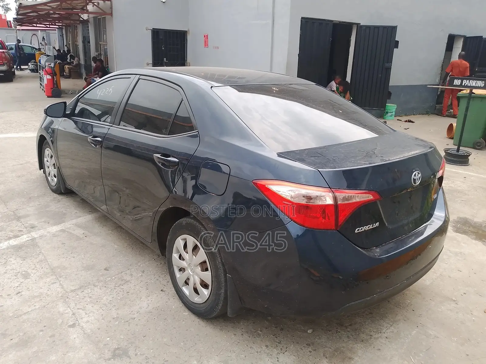 Toyota Corolla 2017 Blue