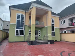 5bdrm Duplex in Radio Estate, Port-Harcourt for rent