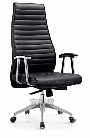 Luxury Ribbed Leather Executive Office Chair – Chrome Frame