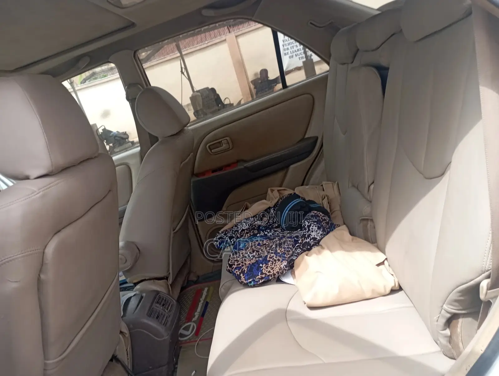 Lexus RX 2000 White