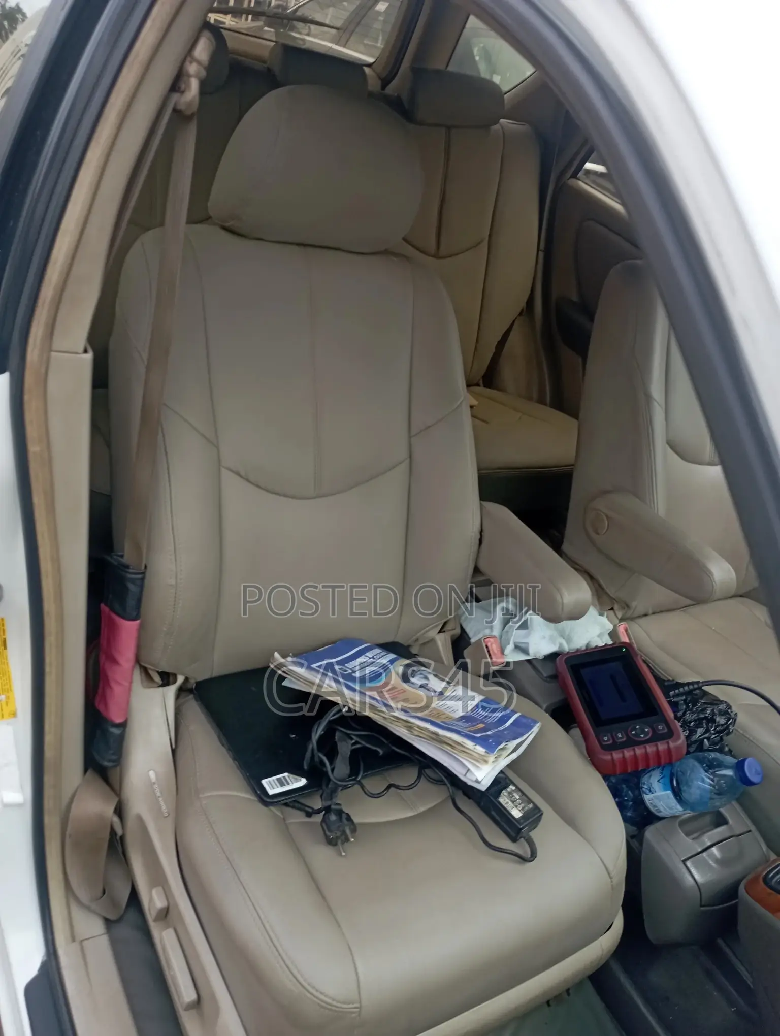 Lexus RX 2000 White