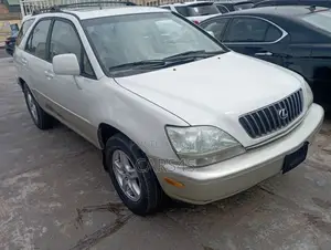 Lexus RX 2000 White