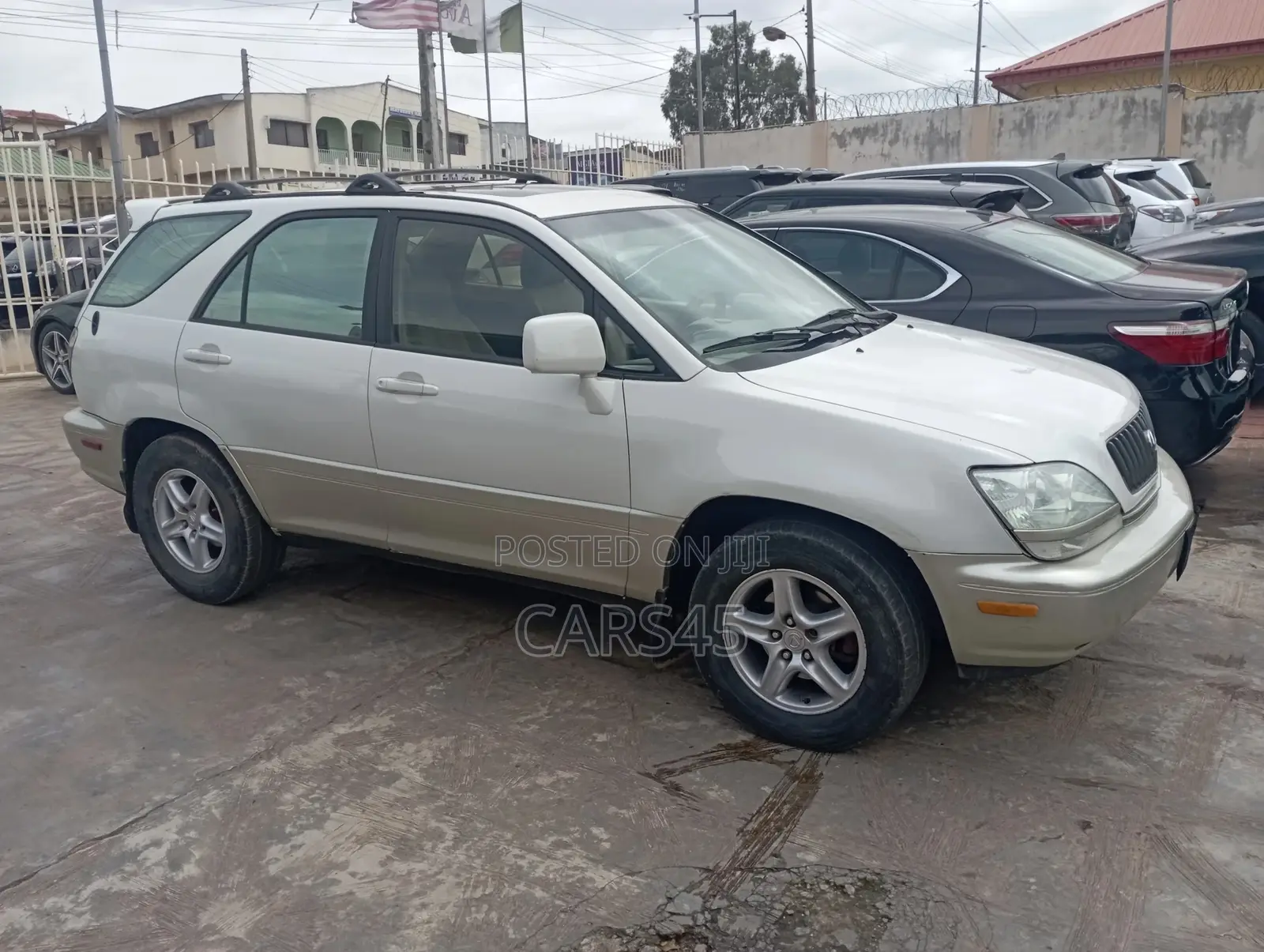 Lexus RX 2000 White
