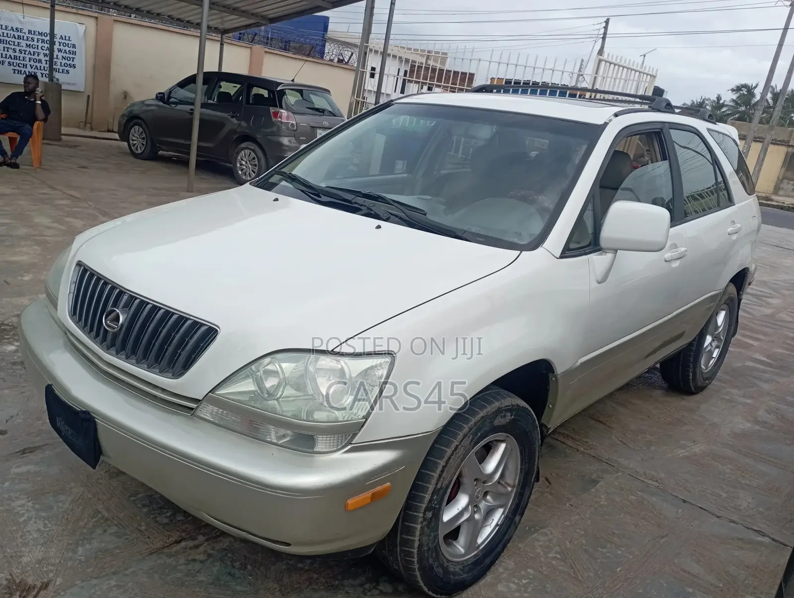 Lexus RX 2000 White