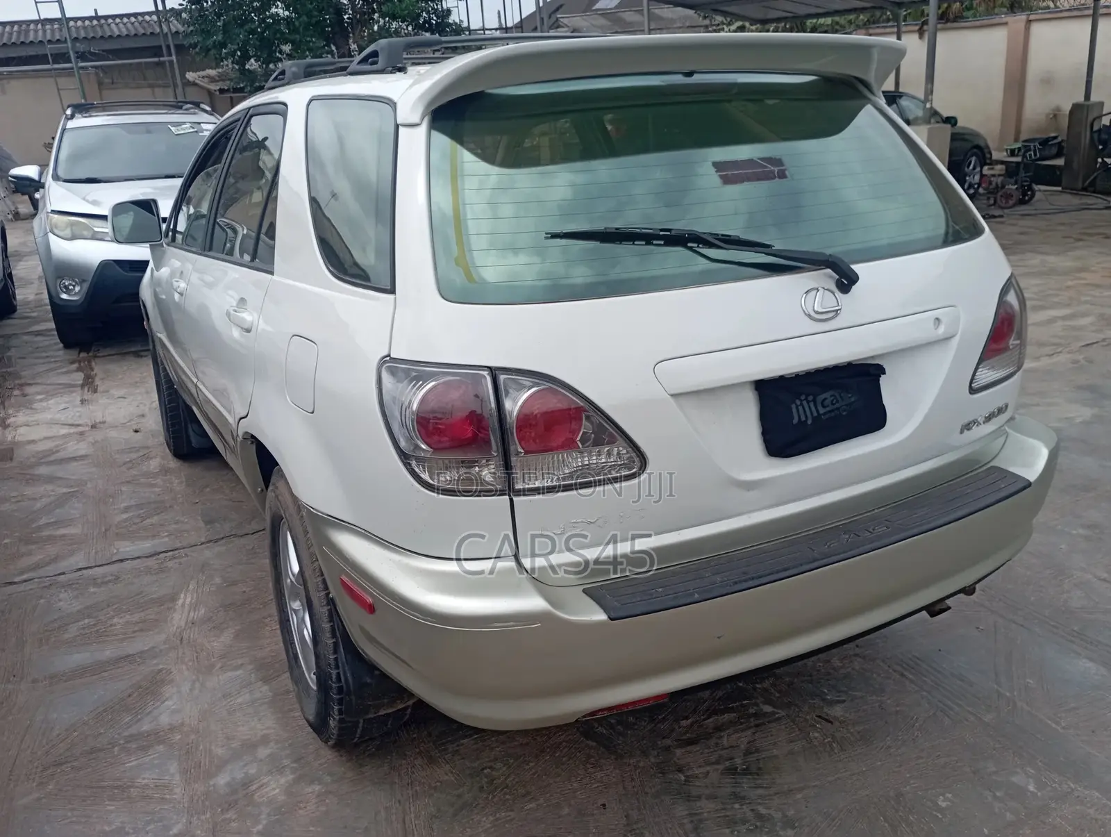 Lexus RX 2000 White