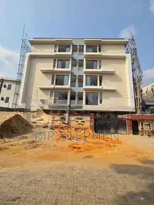 2bdrm Apartment in Lekki Phase 1 for sale
