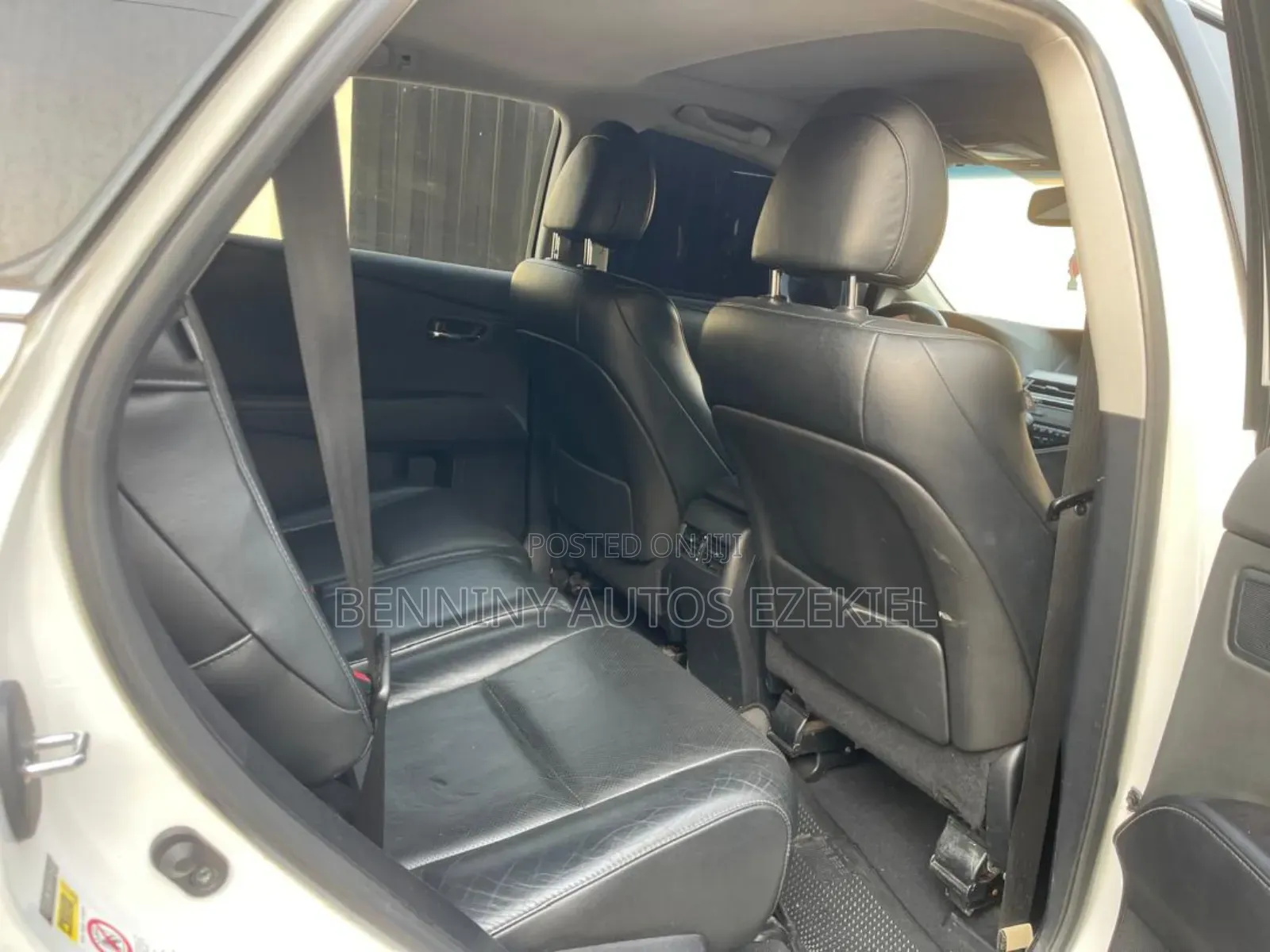 Lexus RX 2011 White