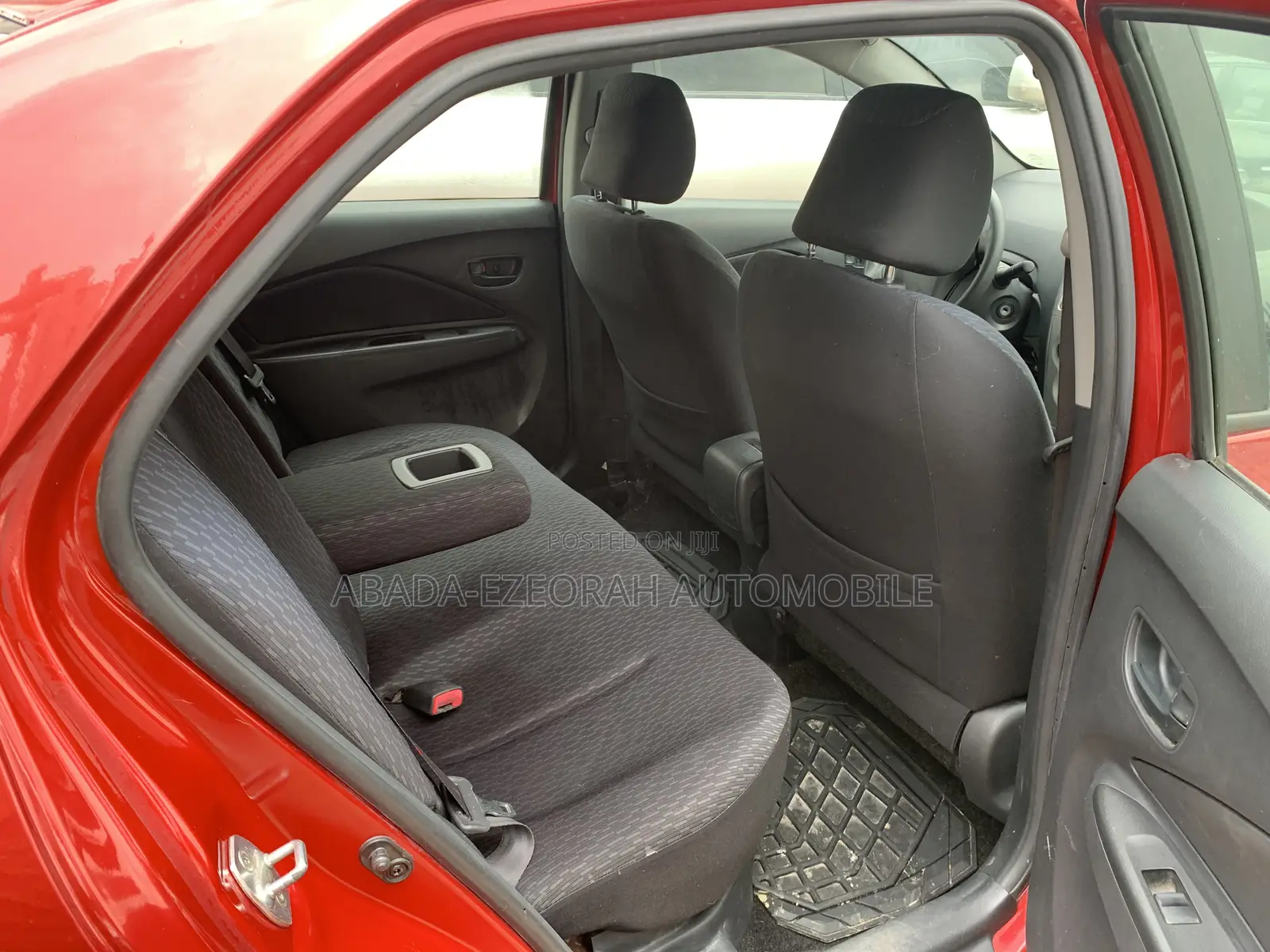 Toyota Yaris 1.5 Liftback Automatic 2009 Red