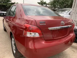 Toyota Yaris 1.5 Liftback Automatic 2009 Red