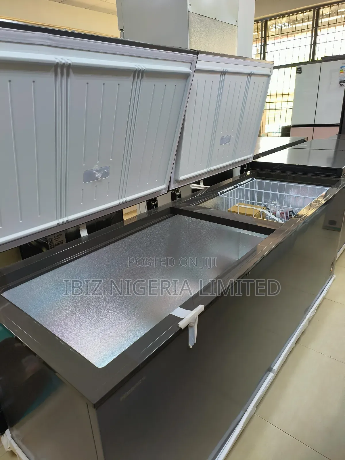 Hisense 710l Freezer(Double Door)