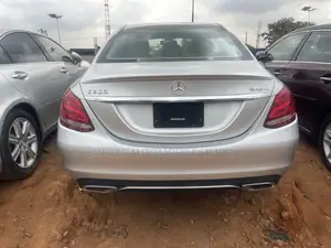 Mercedes-Benz C300 Sport 4Matic Sedan AWD (2.0L 4cyll 7A) 2016 Silver