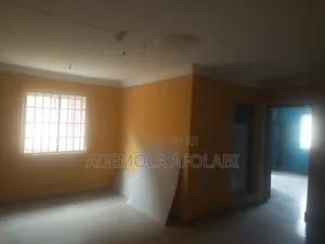 2bdrm Block of Flats in Akowonjo for rent