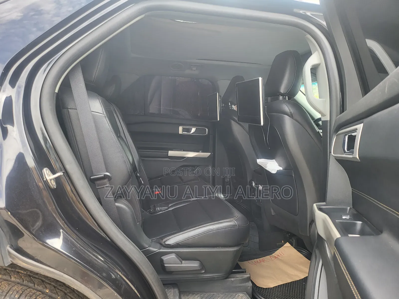 Ford Explorer XLT 2021 Black
