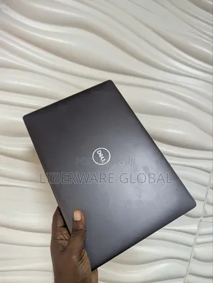 Laptop Dell Latitude 5400 8GB Intel Core i7 SSD 256GB