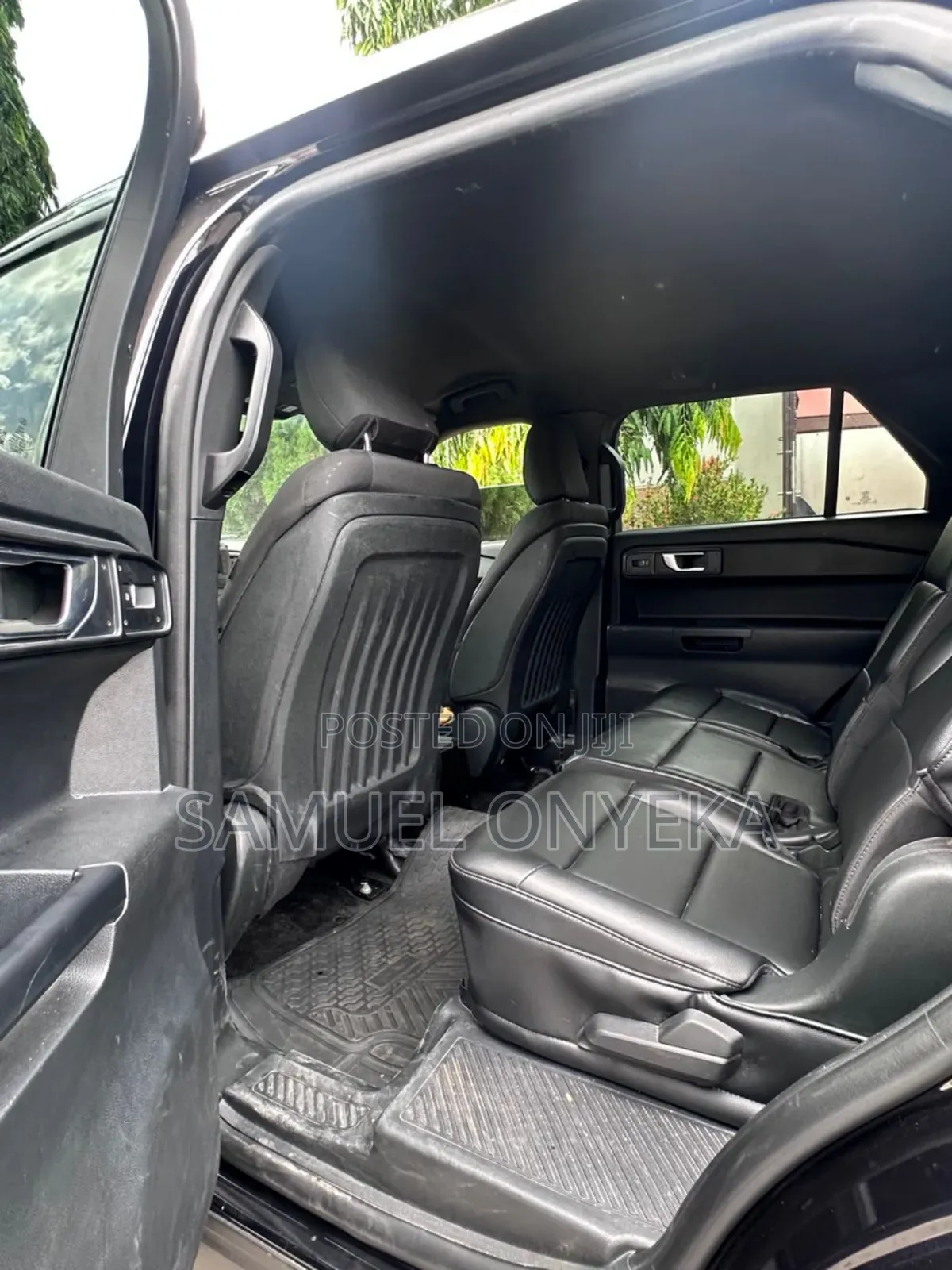 Ford Explorer 2020 Black
