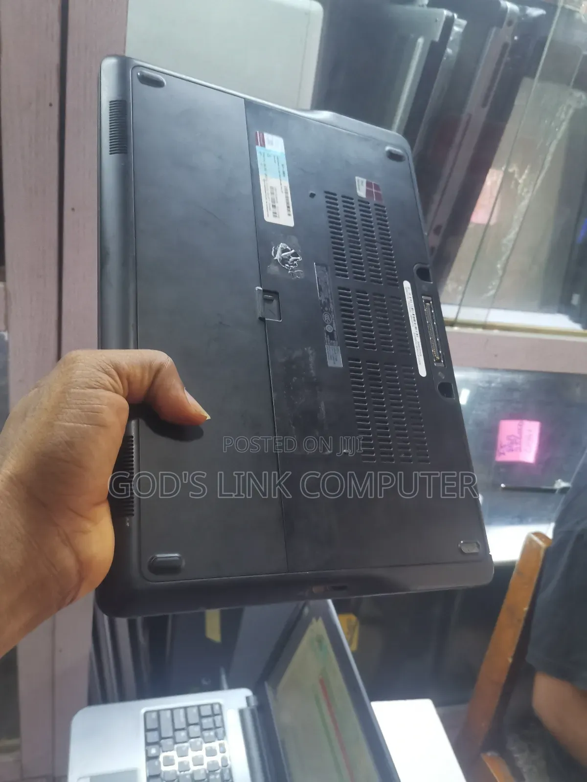 Laptop Dell Latitude 7450 8GB Intel Core i5 SSD 256GB