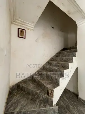 4bdrm Duplex in Life Camp for rent