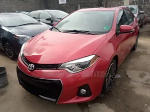 Toyota Corolla S 4dr Sedan (1.8L 4cyl CVT) 2015 Red