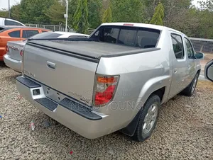 Honda Ridgeline 2009 Silver
