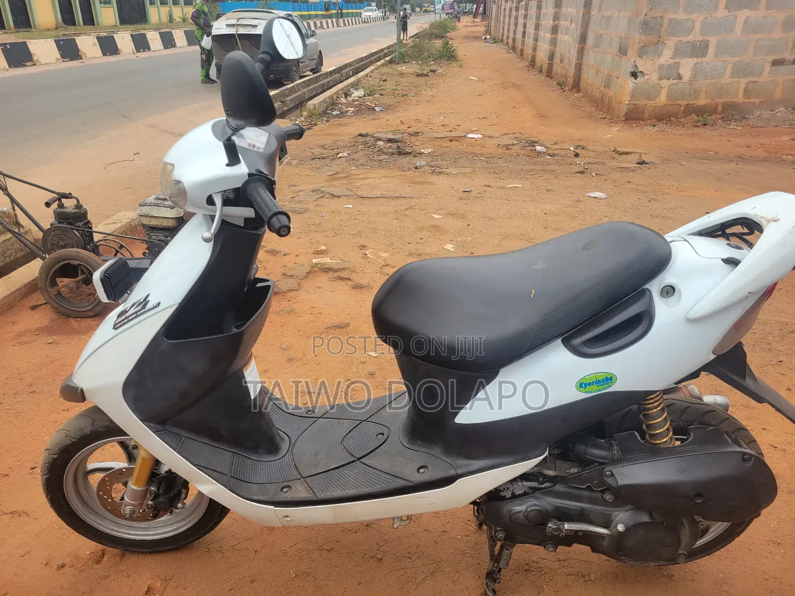 Suzuki Sport 2018 White