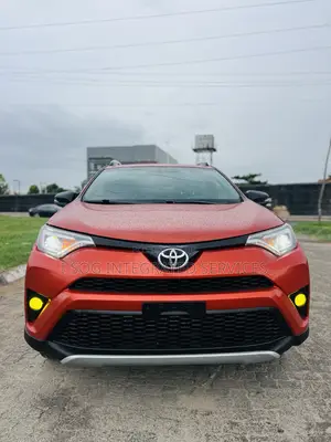 Toyota RAV4 SE AWD (2.5L 4cyl 6A) 2016 Orange