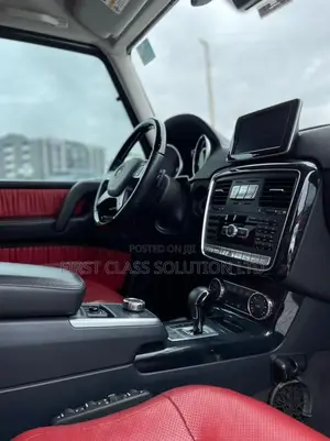 Mercedes Gwagon for Hire