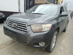 Toyota Highlander 2010 Gray