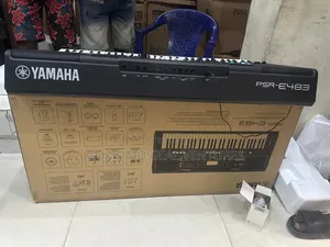 Yamaha Keyboard PRS E 483 Complete 61 Key's