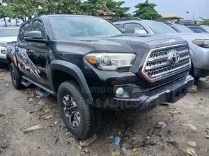 Toyota Tacoma TRD Off Road 2018 Black