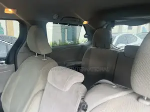 Toyota Sienna 2015 Gray