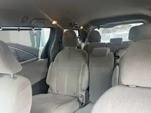 Toyota Sienna 2015 Gray