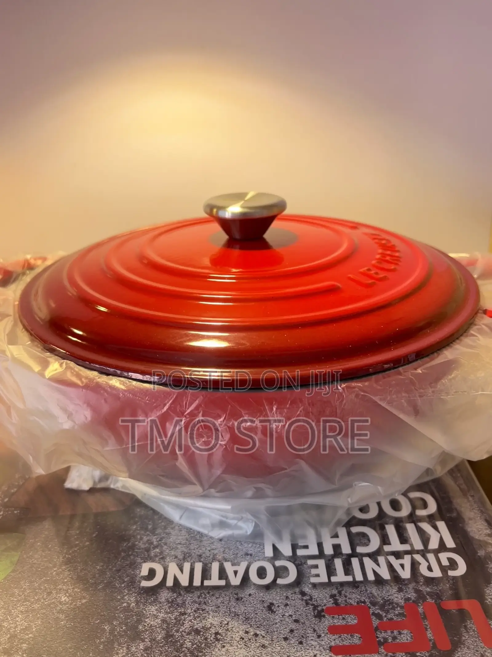 Single Cast-Iron Pot