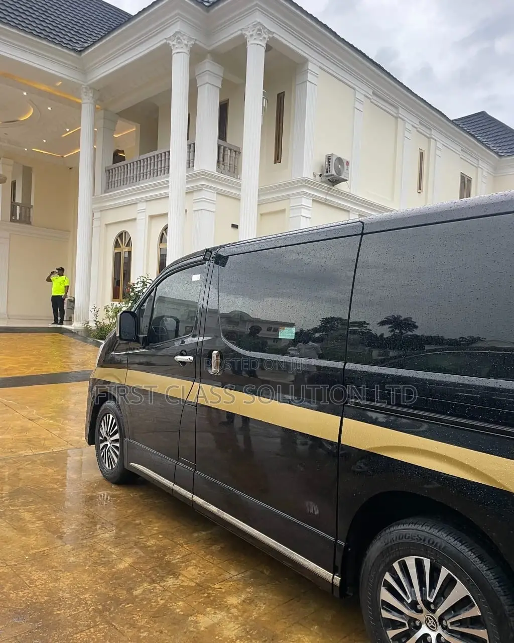Bulletproof Granvia Bus for Hire