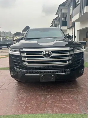 Bullet Proof Toyota Landcruiser for Hire