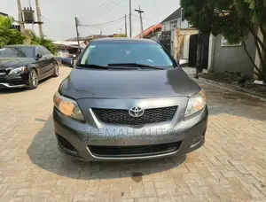 Toyota Corolla LE 4dr Sedan (1.8L 4cyl 4A) 2010 Gray