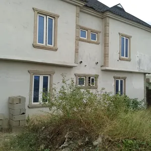 8bdrm Block of Flats in Bola Oyewo, Ifako-Ogba for sale