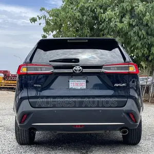 Toyota RAV4 2023 Green