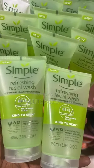 Simple Refreshing Facial Wash