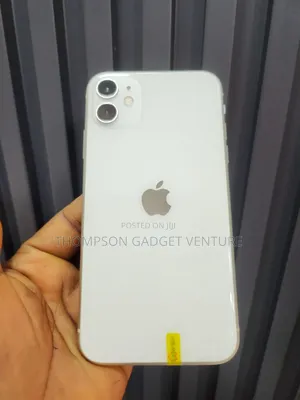 Apple iPhone 11 128 GB White