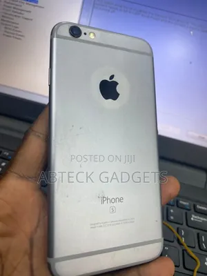Apple iPhone 6s 32 GB Silver