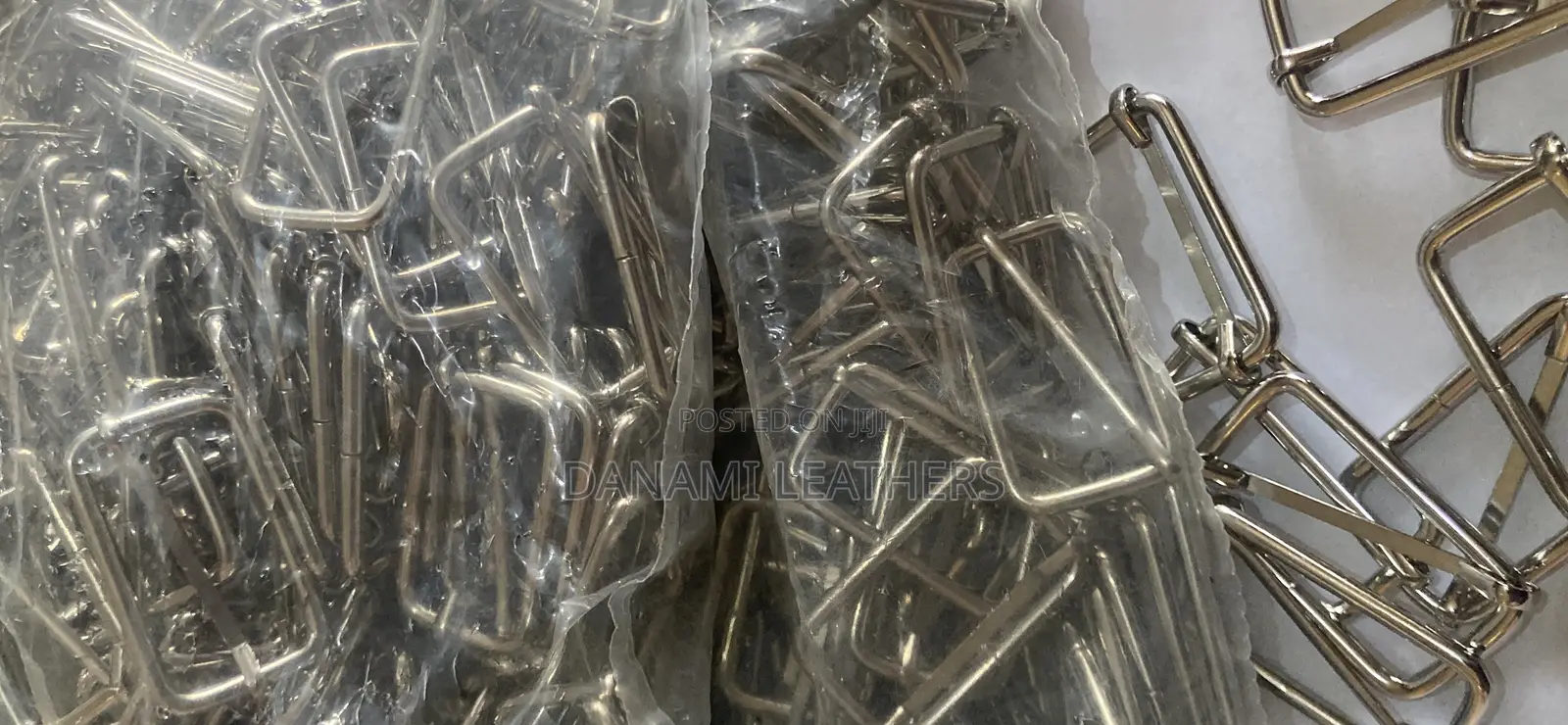 1.5” Metal Sliders