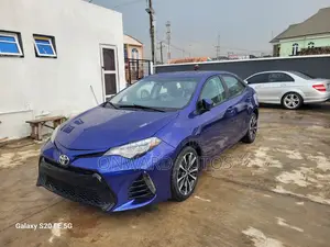 Toyota Corolla 2018 Blue