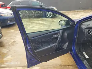 Toyota Corolla 2018 Blue