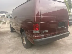 Ford E250 2008 Brown