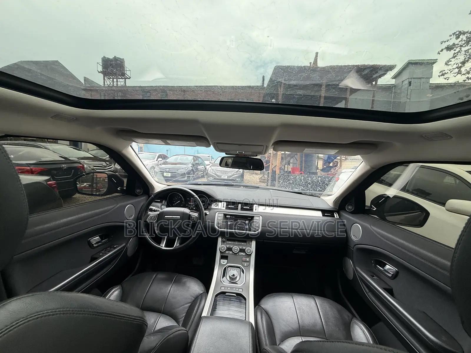 Land Rover Range Rover Evoque HSE Dynamic 4x4 (2.0 4cyl 9A) 2016 Gold