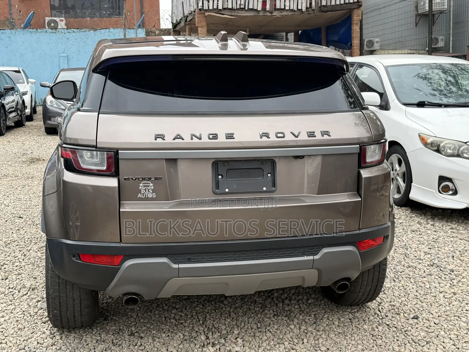 Land Rover Range Rover Evoque HSE Dynamic 4x4 (2.0 4cyl 9A) 2016 Gold